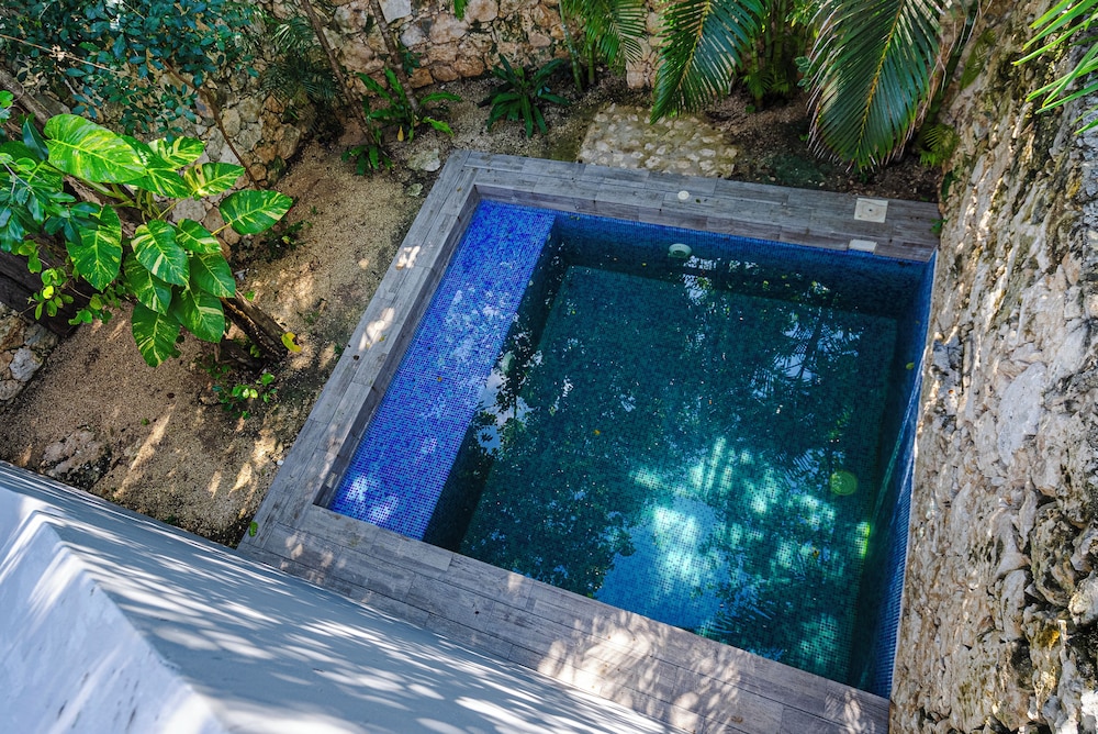 Kuun Taak Tulum 28/50
