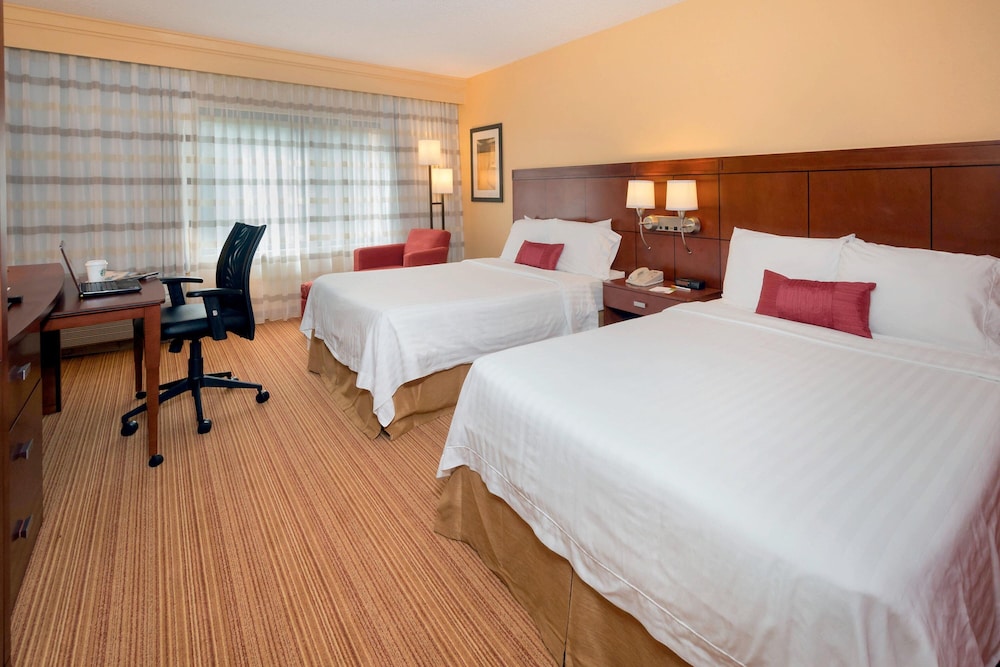 Courtyard By Marriott Winston-Salem Hanes Mall 13/66