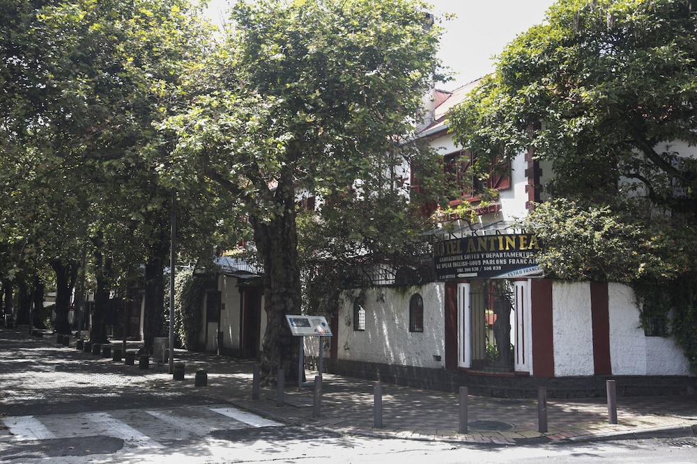 Boutique Hotel Antinea 69/76