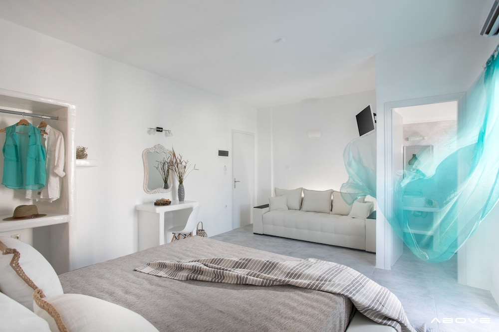 Manios Suites 11/48