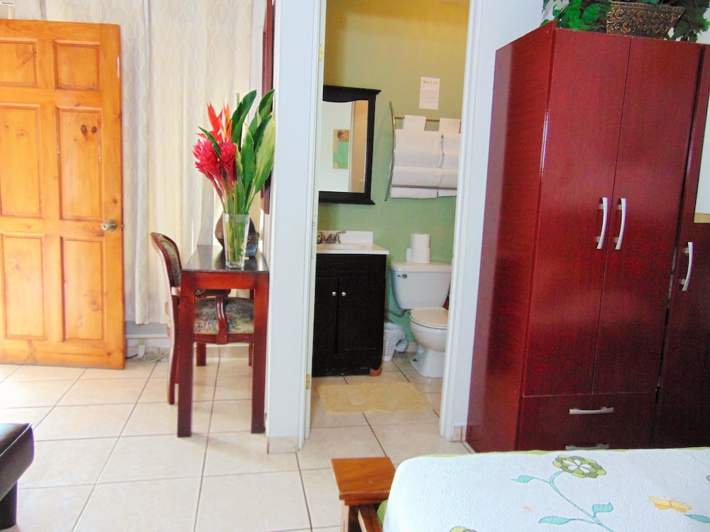 Casa Lima Bed & Breakfast 4/50
