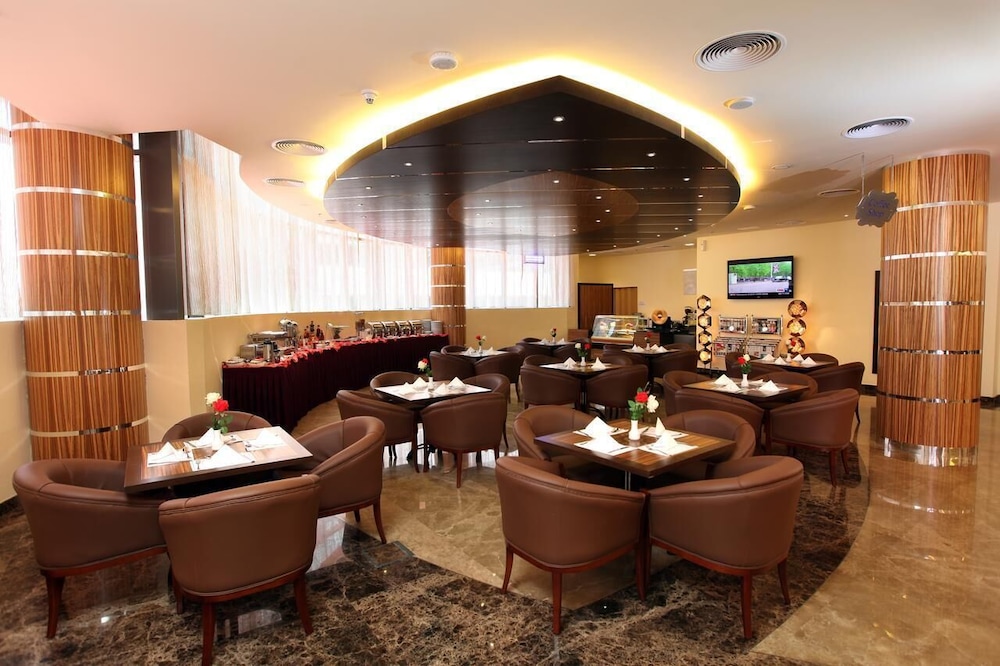 restaurant-cafeteria