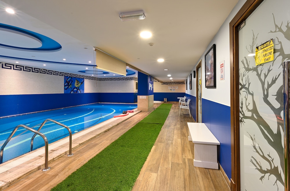 Al Mansour Suites 24/49