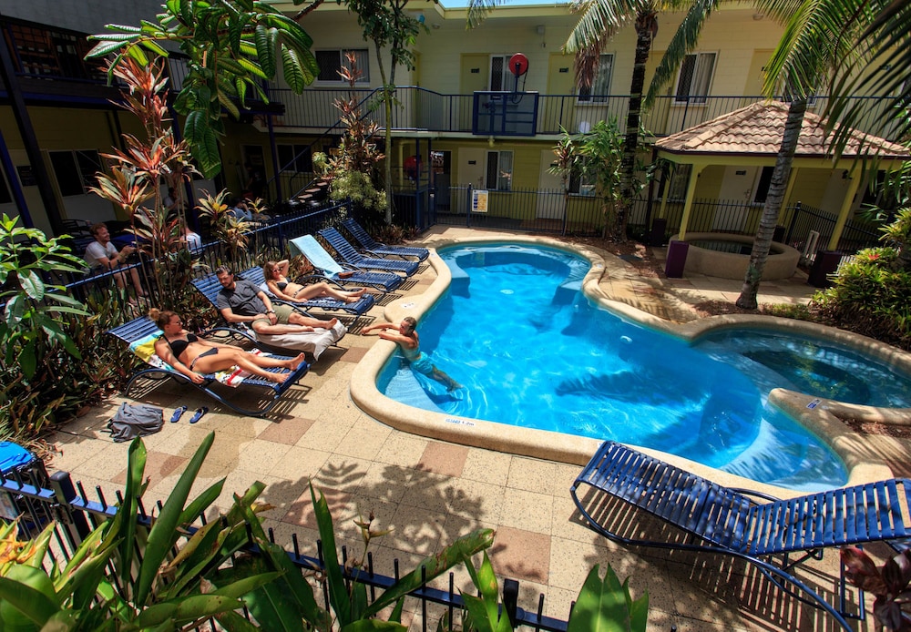 YHA Cairns Central 29/30