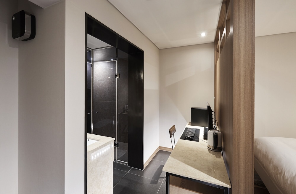Gracias Hotel Gimhae 25/50