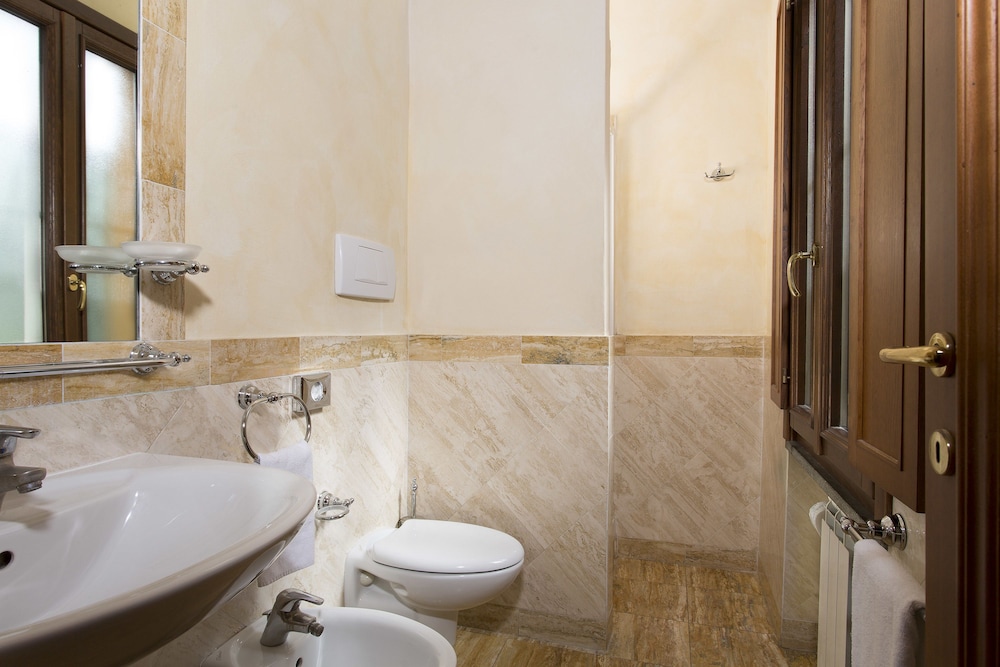 Hotel Teatro Pace 40/50