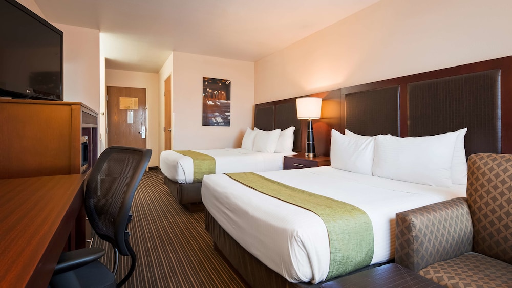 Standard, 2 Queen Beds