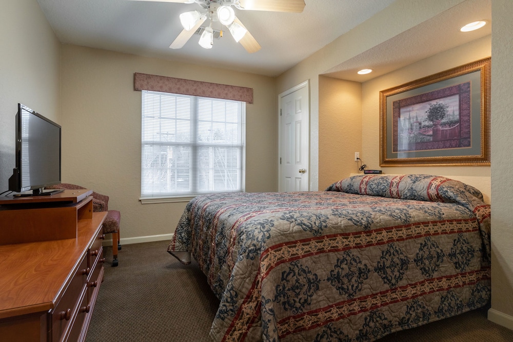 1 BEDROOM, CONDO, STANDARD