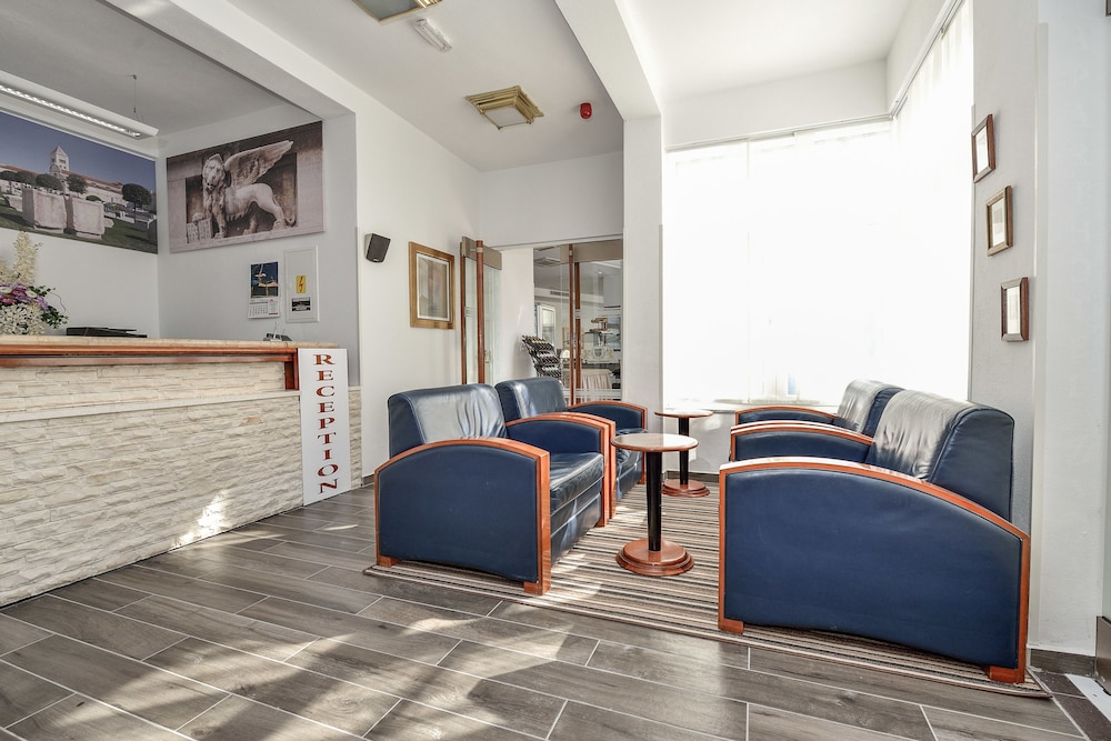 Hotel Zadar 35/54