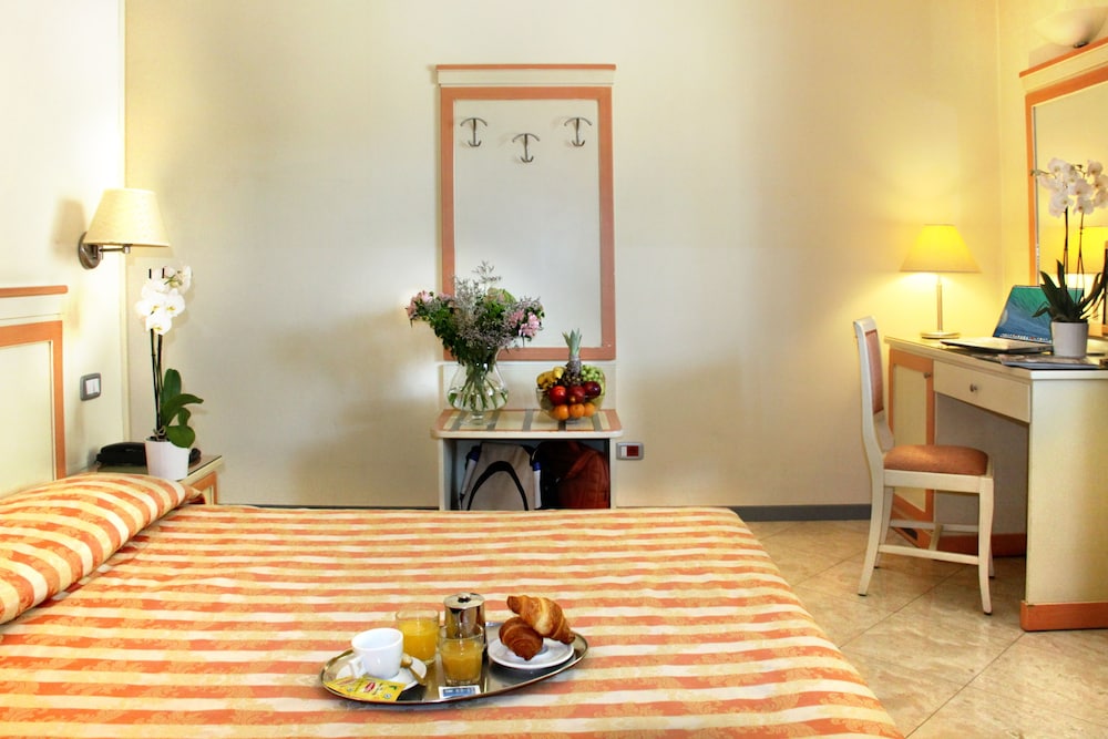 Regit Hotel 10/34