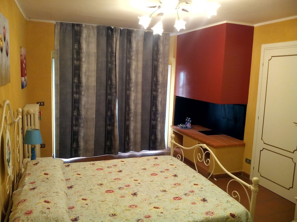غرفة تنفيذية بسرير كوين، Villa Sargiano B&B 9/10