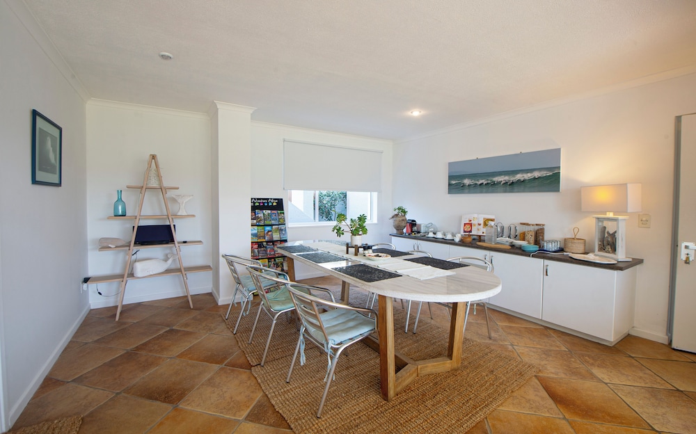 Thanda Vista - Bed And Breakfast 25/50