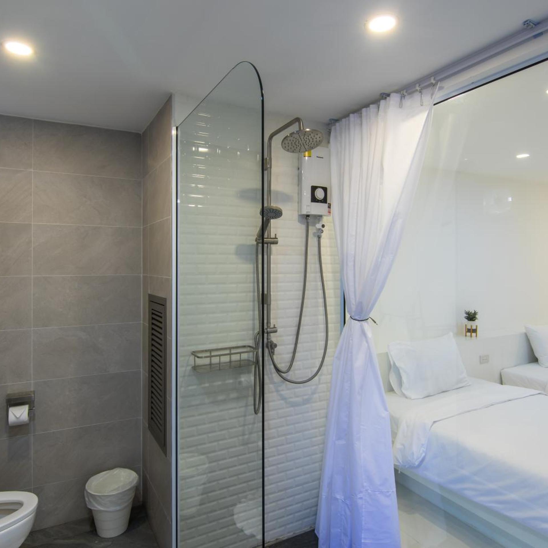 The White Hotel By Charoensri 42/47
