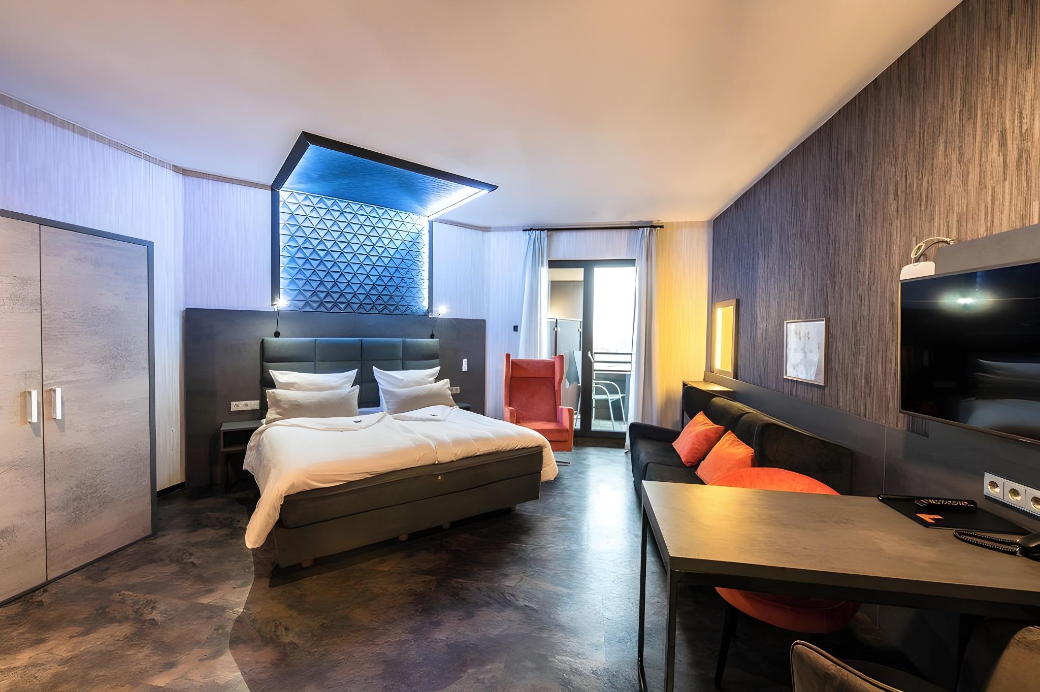 JUNIOR SUITE, PREMIUM BUILDING