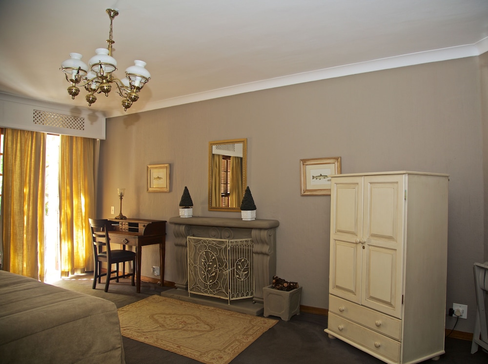 Leeuwenhof Country Lodge & Garden Spa 2/15