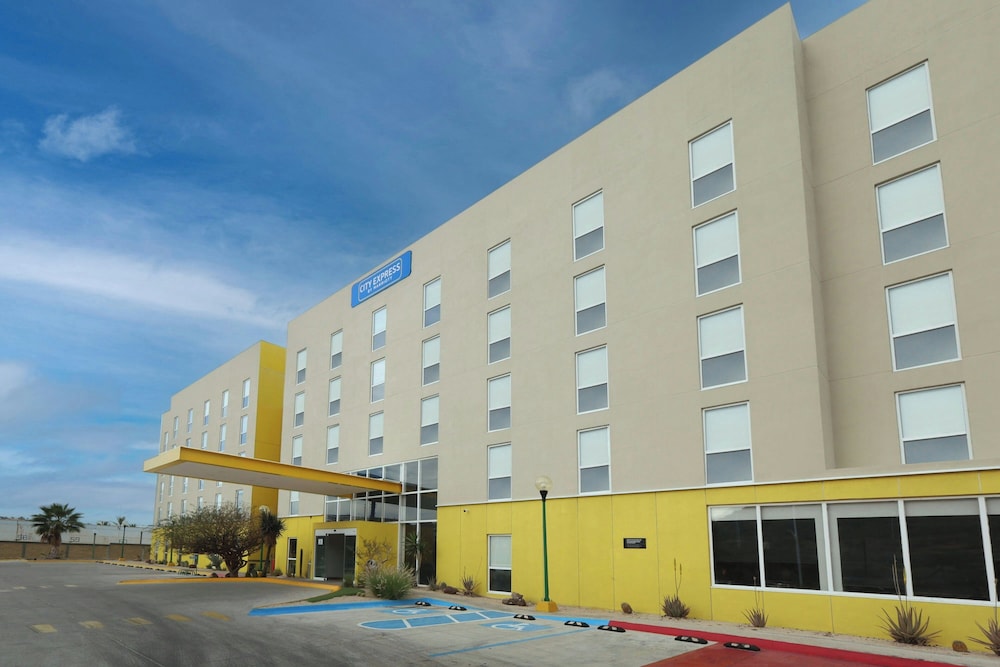 City Express by Marriott La Paz 8/64
