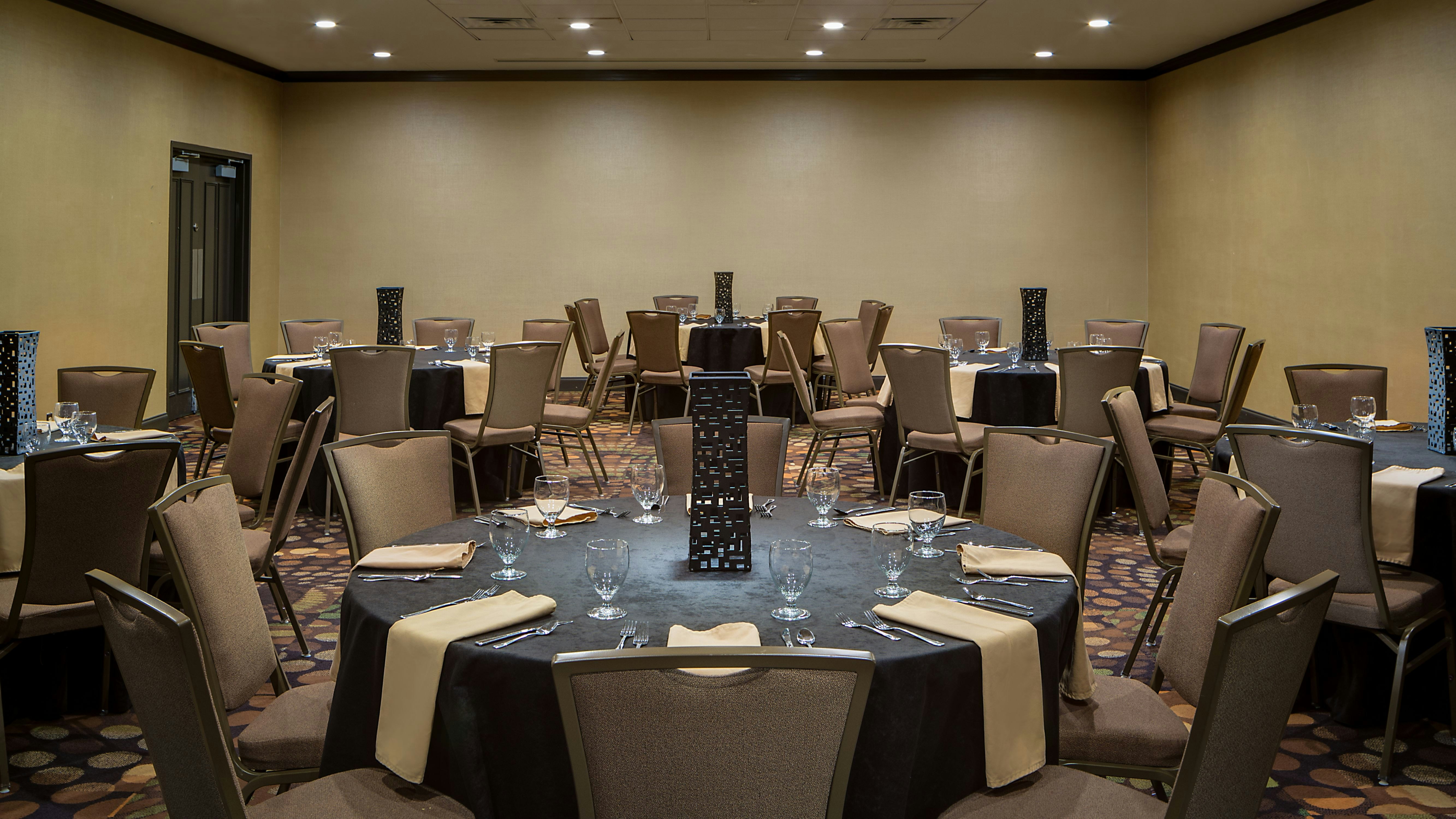Embassy Suites by Hilton Dallas Love Field 26/34