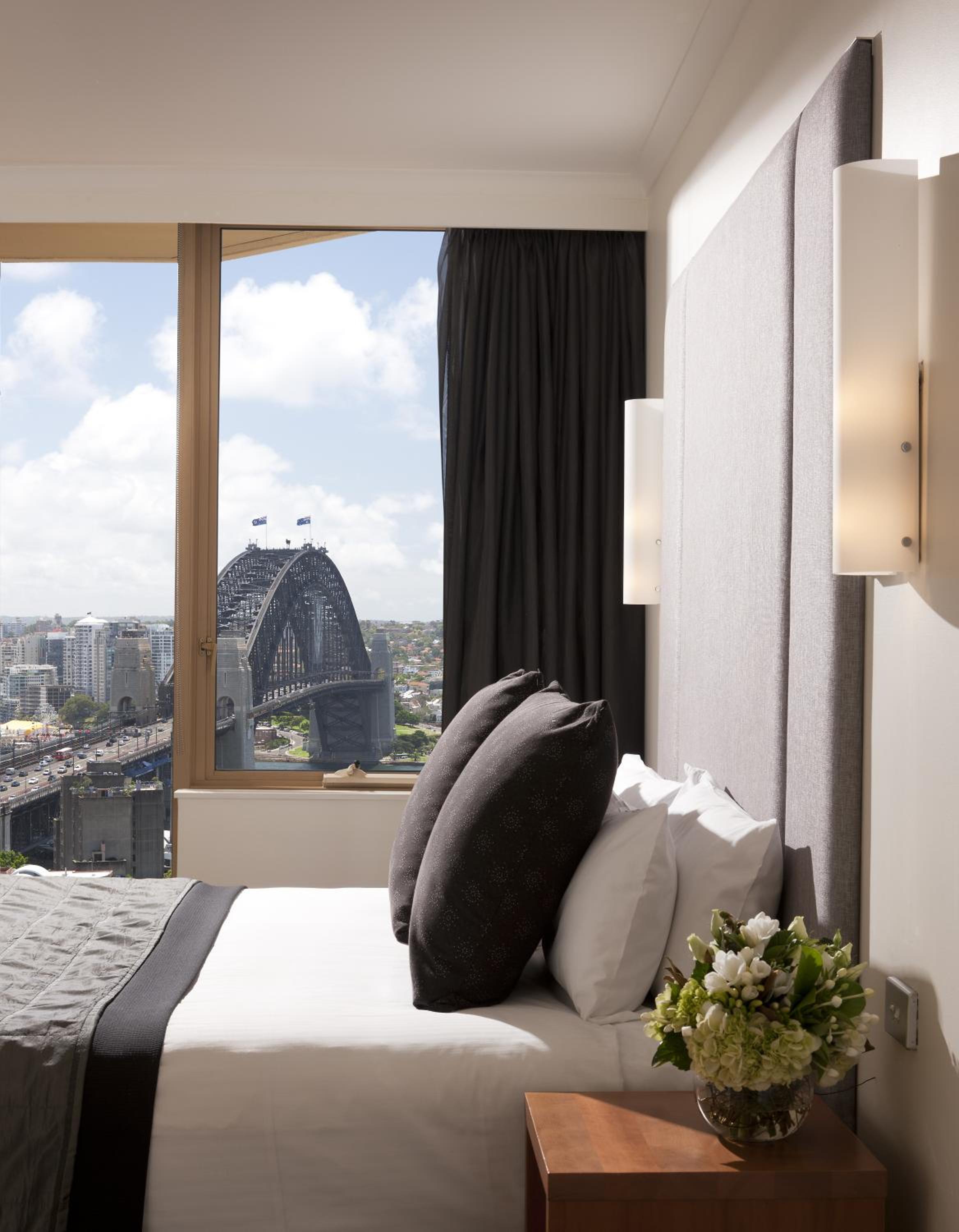 1 Bedroom, Renovated, Suite, King Bed, Harbour View