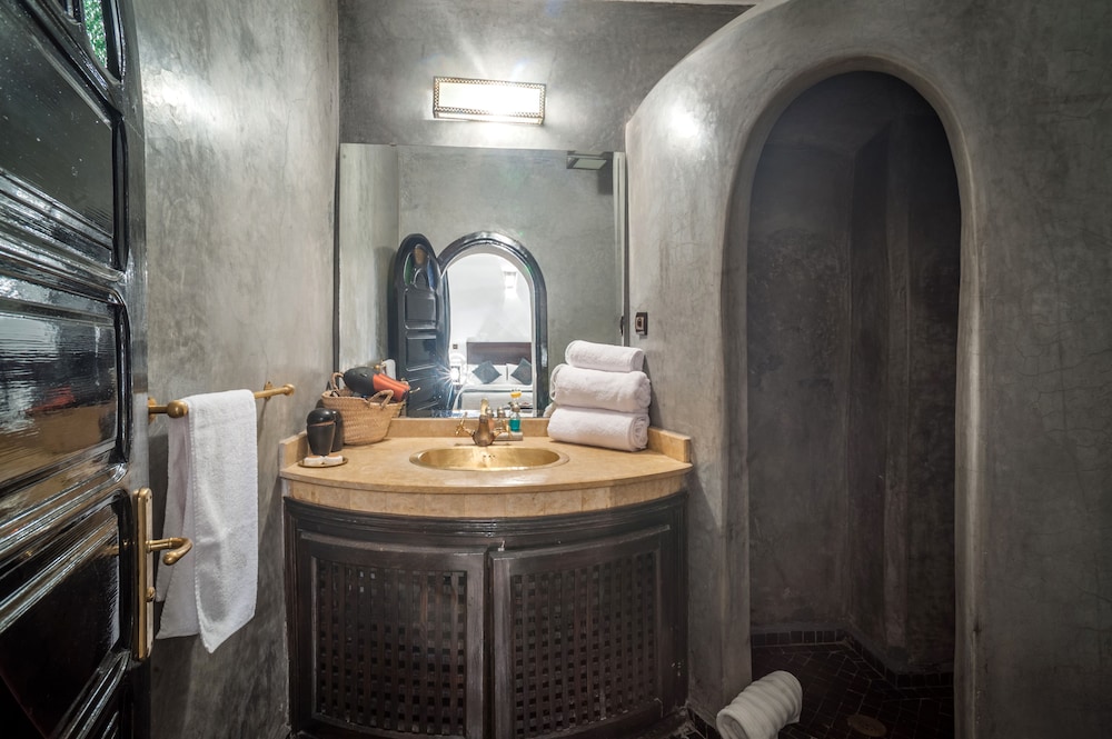 RIAD ALIYA 17/27