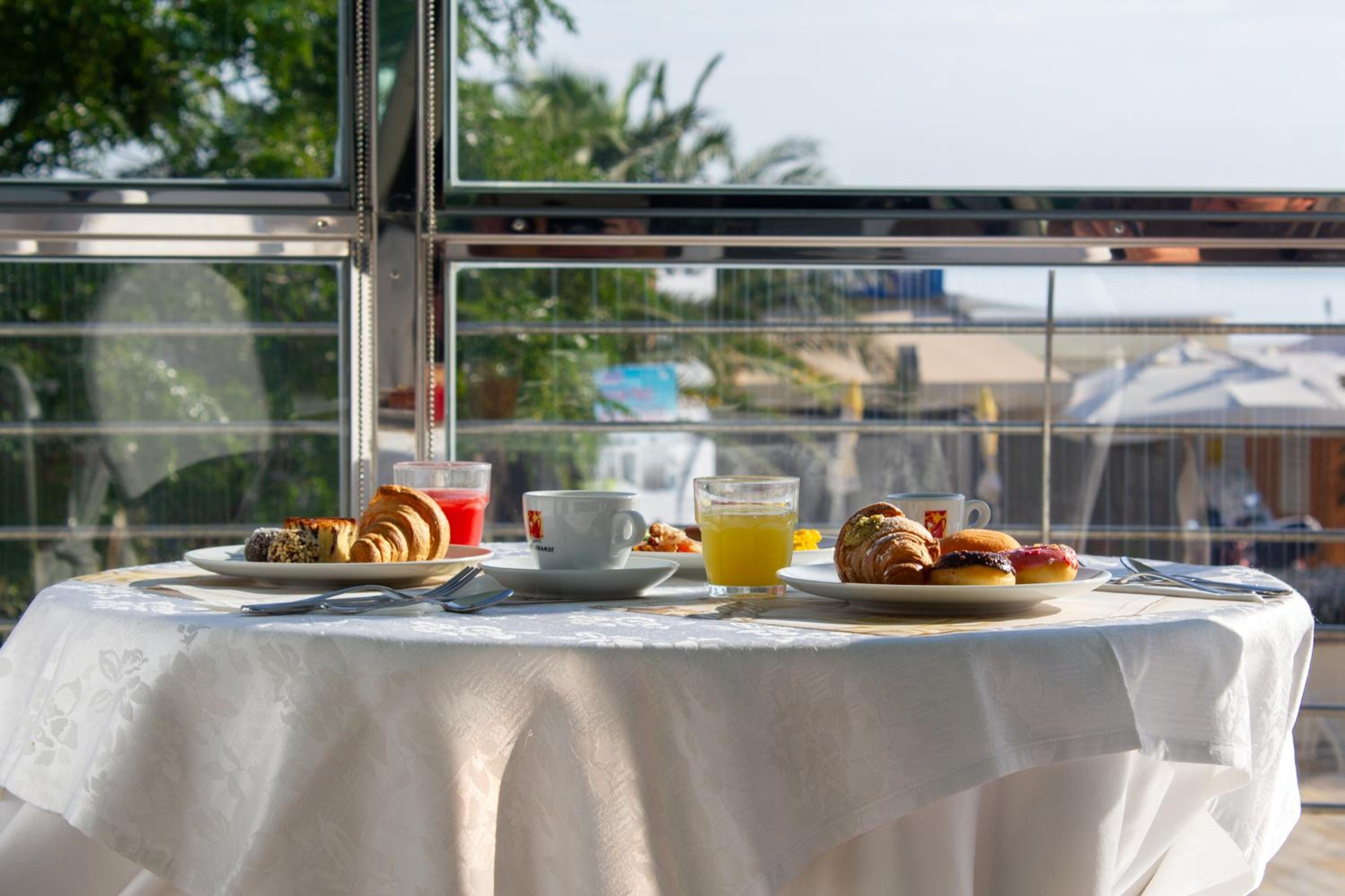 Des Nations Sul Mare Hotel 33/50