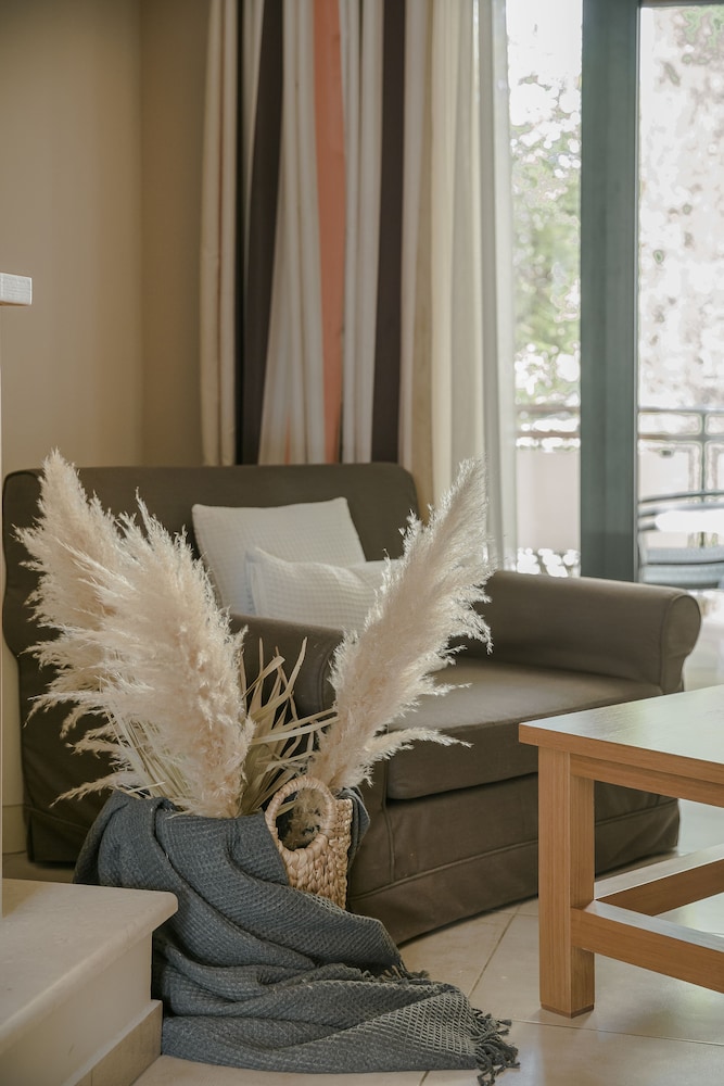 Daluz Boutique Hotel 72/78