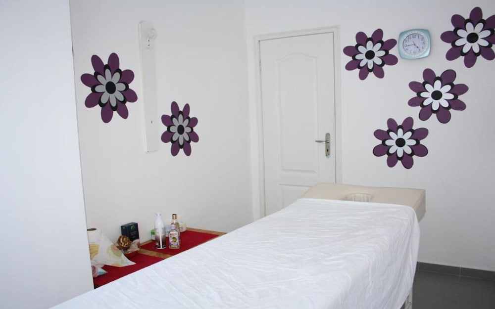 Hotel Perunika 16/48