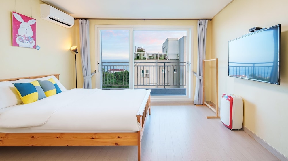 Jeju Inhouse Pension 8/53