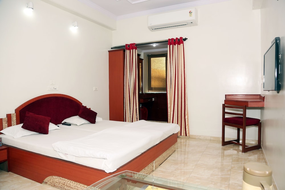 Hotel Jyoti 16/49