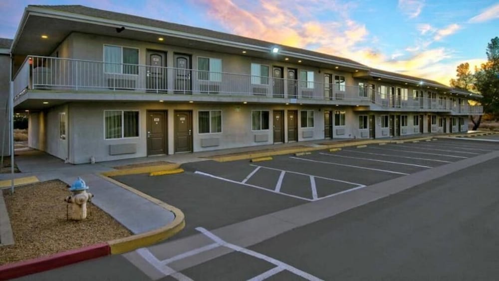 Motel6 Victorville, CA - Apple Valley 33/49