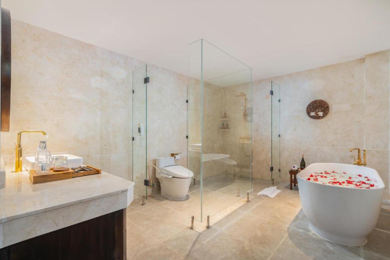 Ashva Swiss-Belresort 23/23