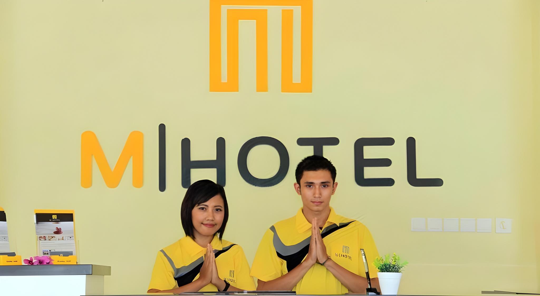 M HOTEL 12/70