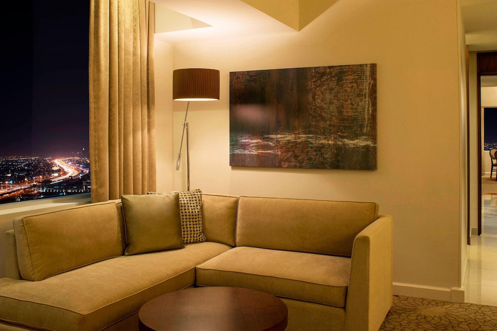 Sheraton Mall of the Emirates Hotel, Dubai 33/46