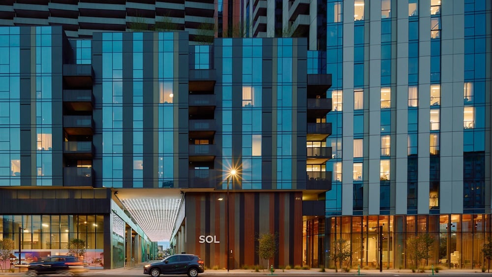 Sentral Sol Modern 21/50