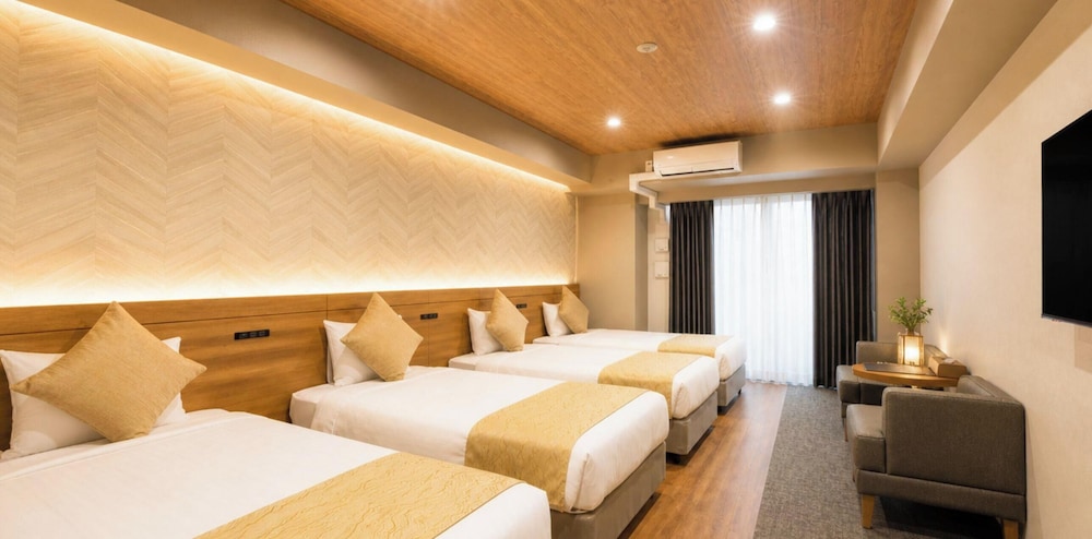 TAKUTO STAY OSAKA SHINSAIBASHI 16/47