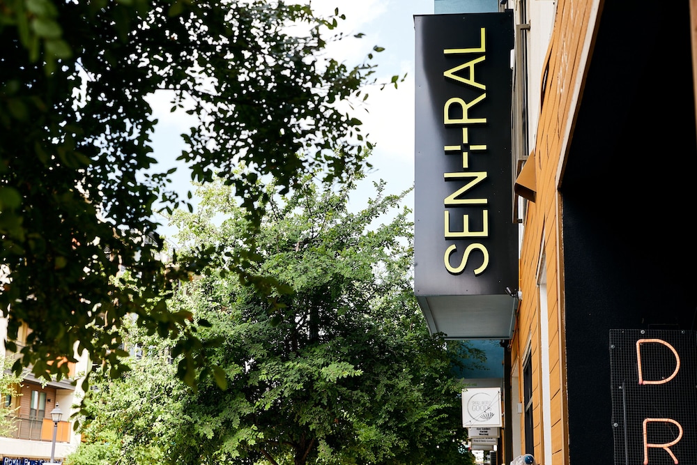 Sentral East Austin 1614 4/56