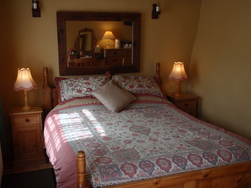 Brambles B&amp;B 16/49