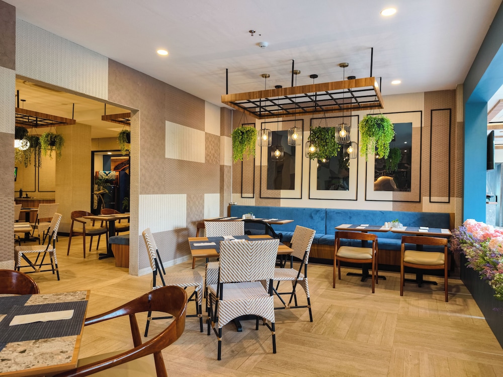 Golden Tulip Essential Belitung 46/59