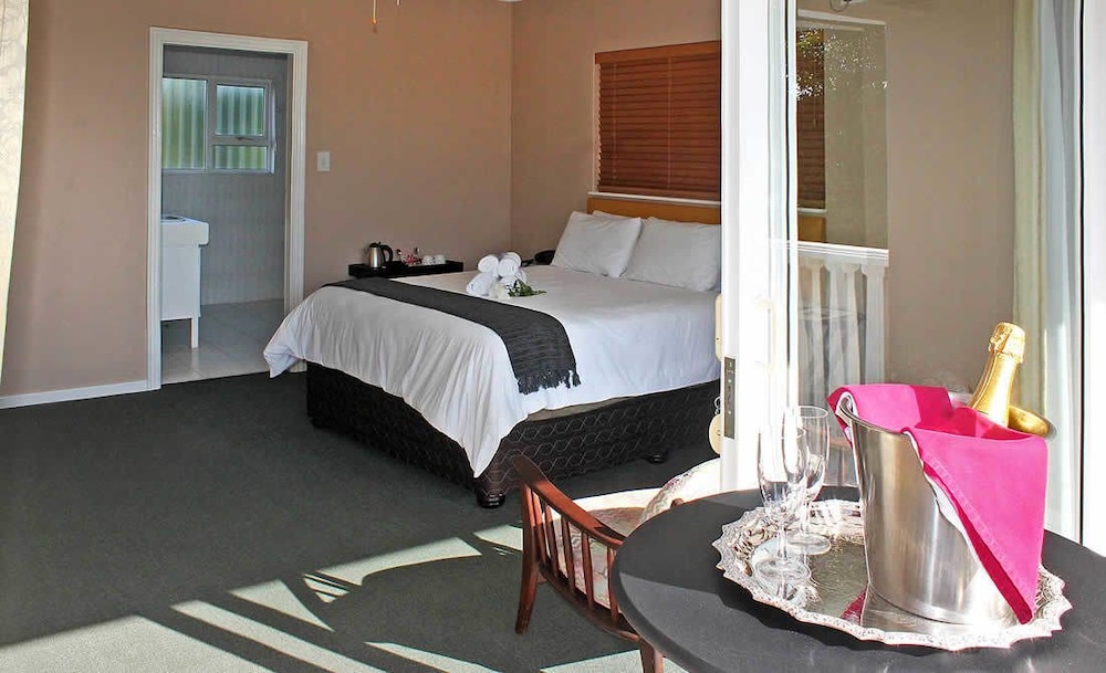 Durban Manor Guest House 15/38