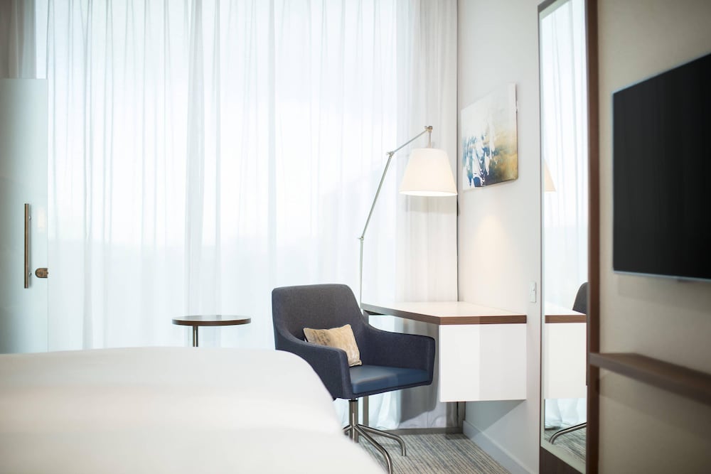 Courtyard By Marriott Edinburgh West 16/55