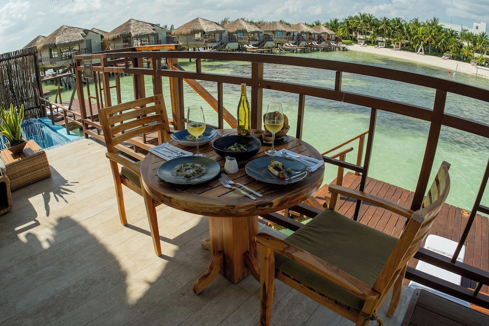 Palafitos Overwater Bungalows at El Dorado Maroma All Inclusive 33/49