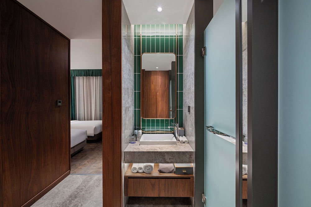 Novotel Shanghai Baoshan Jiusi 44/46