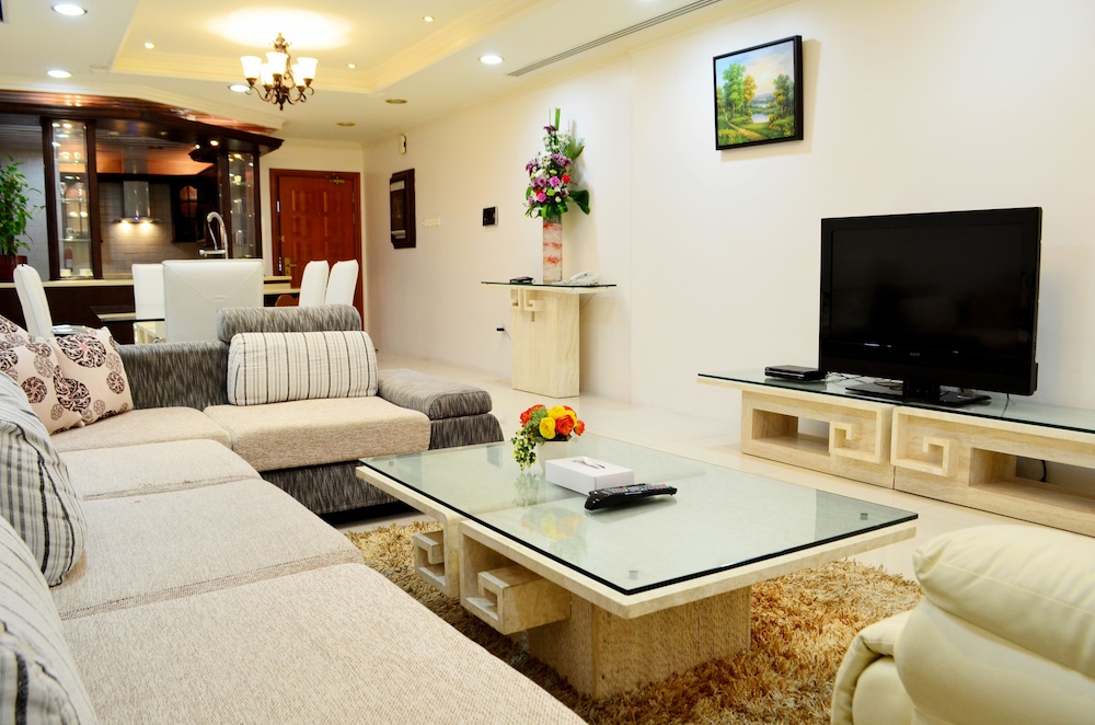 Kiev Tower Hotel Apartments 12/21