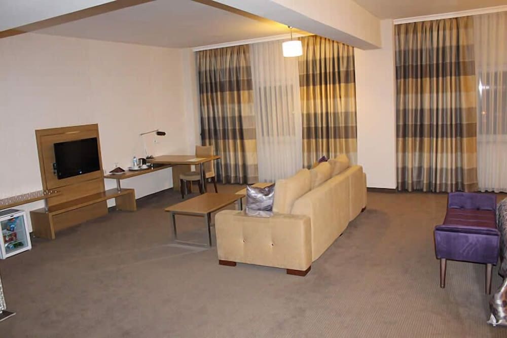 Grand Cali Hotel 26/50