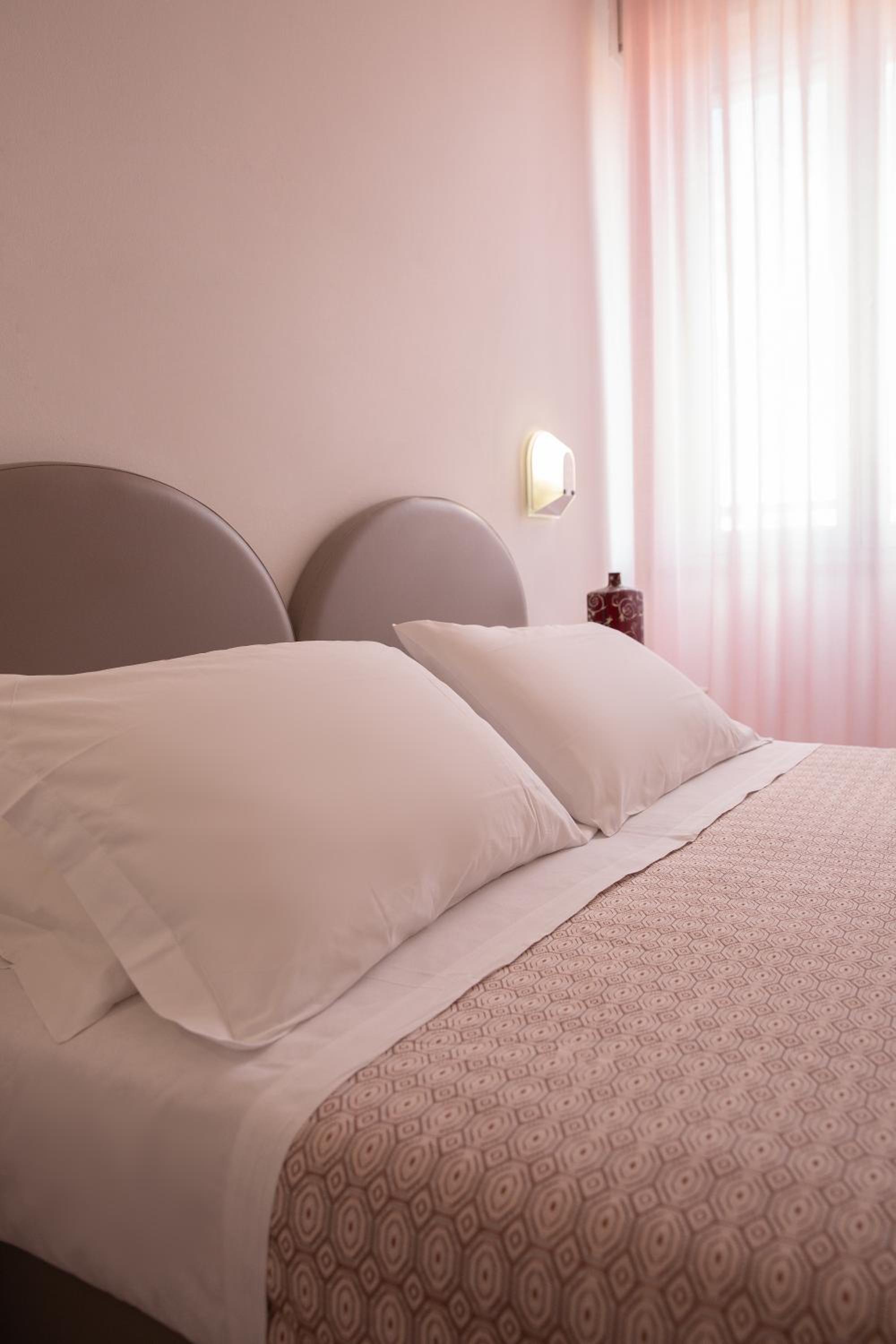 Hotel Sole 20/48