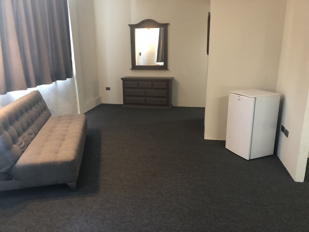 Hotel Plaza Del Arco 33/50