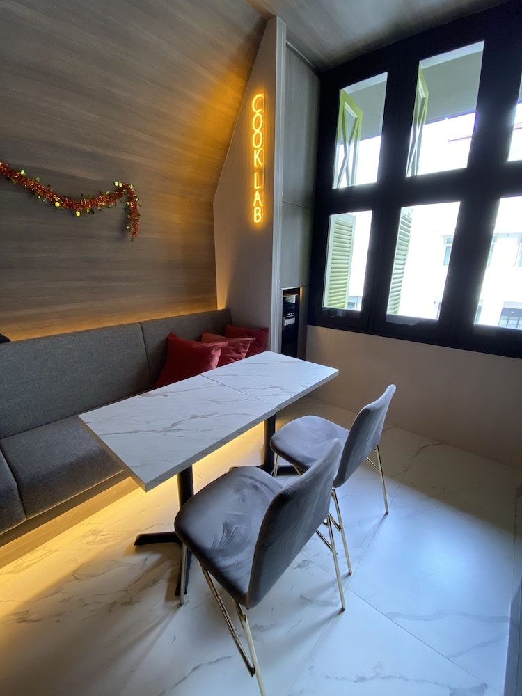 ST Signature Tanjong Pagar 35/50