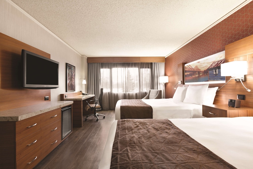 Radisson Hotel La Crosse 11/63