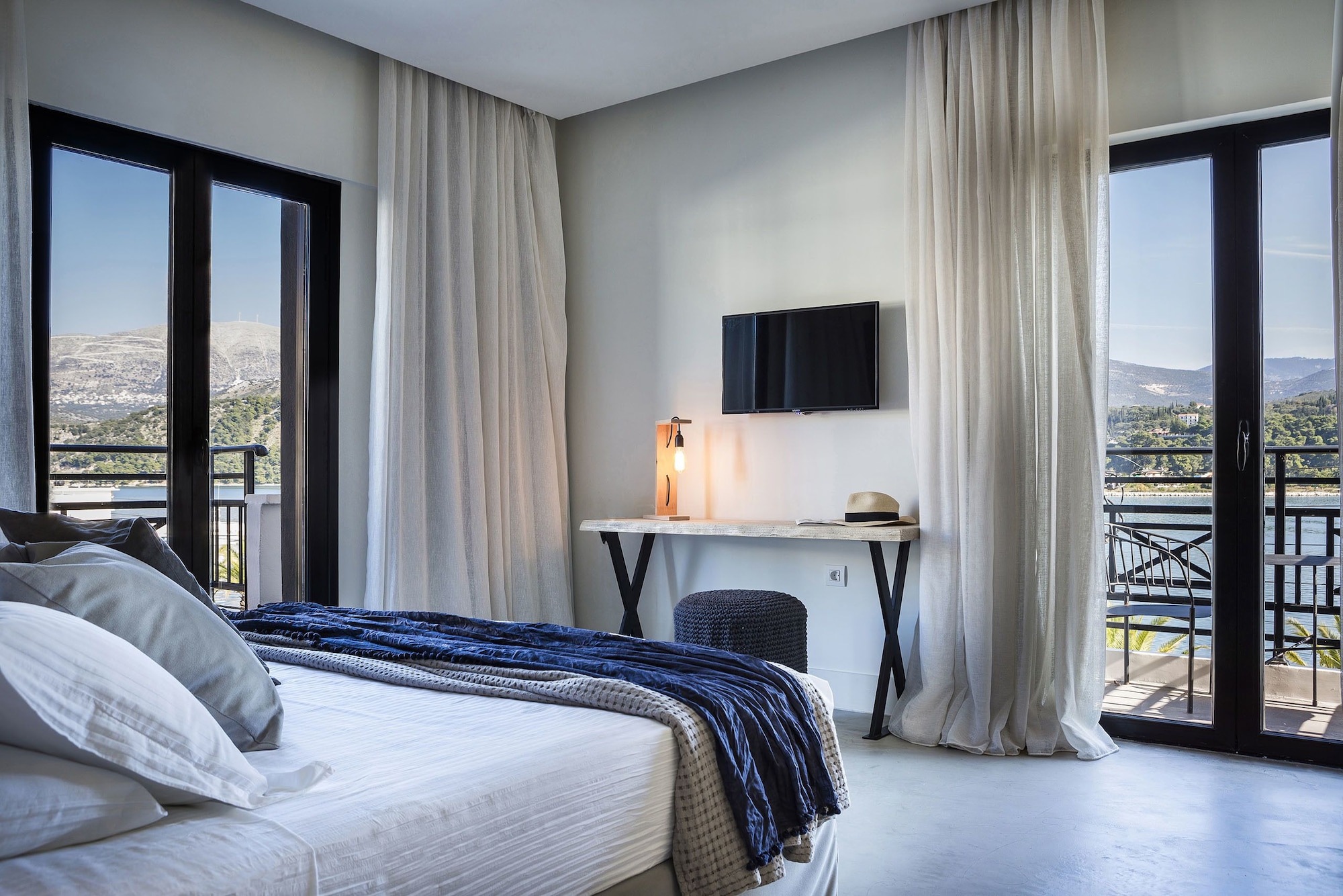 GRAND, SUITE, SEA VIEW