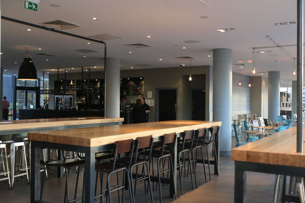 Radisson Hotel Manchester City Centre, A Verified Net Zero Hotel 11/91
