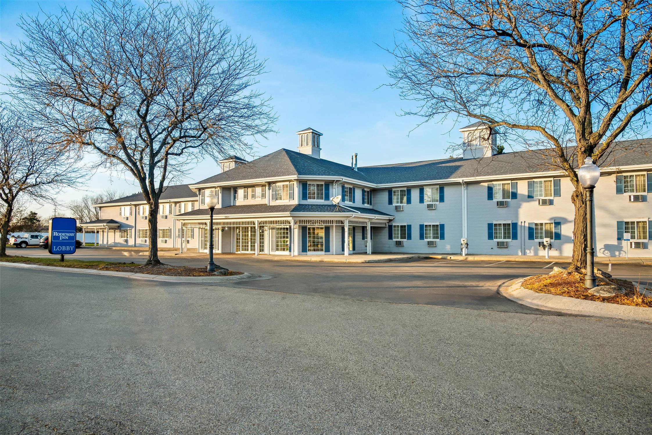 Rodeway Inn Grandville - Grand Rapids 21/22